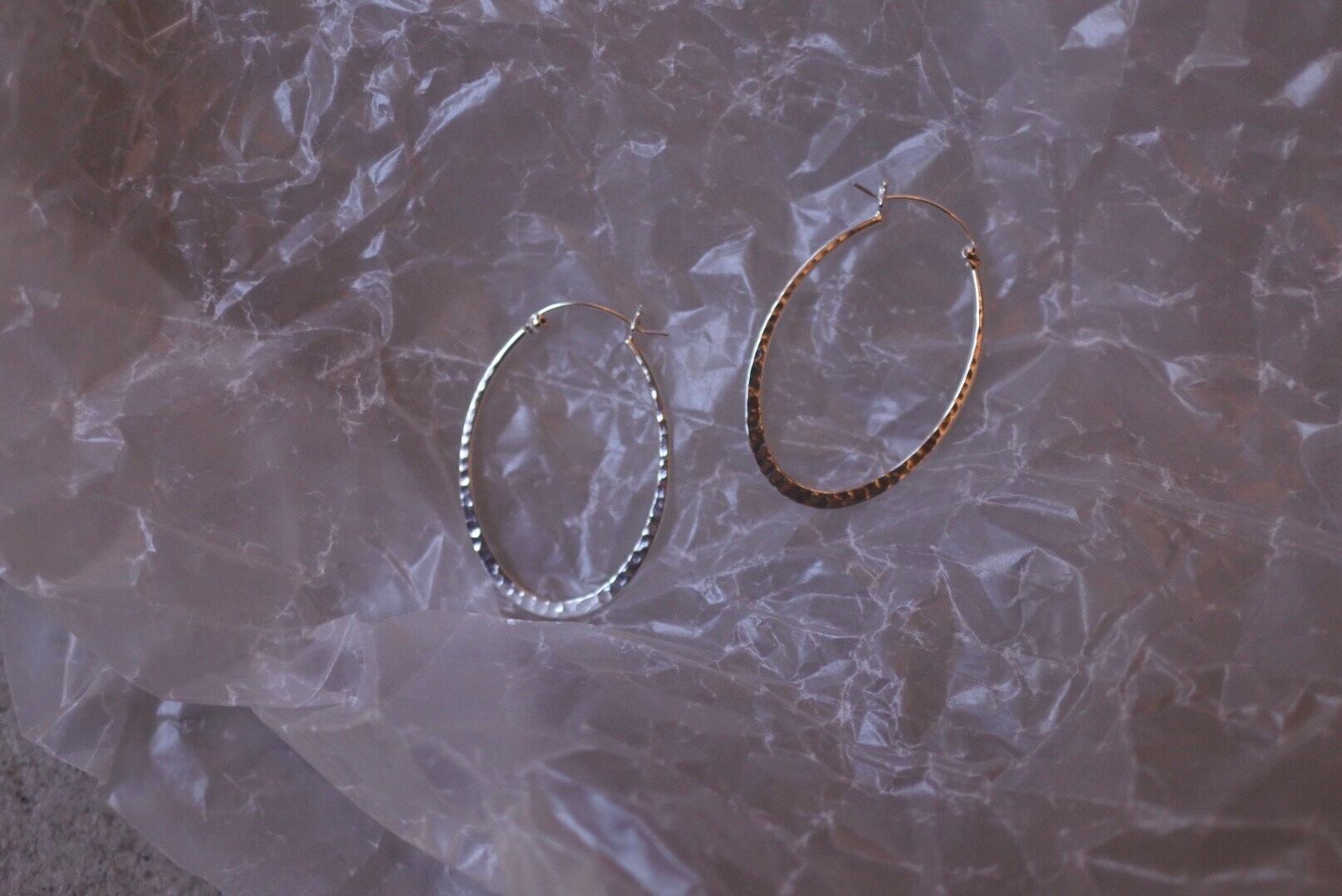 925silver Tapping long hoops.
