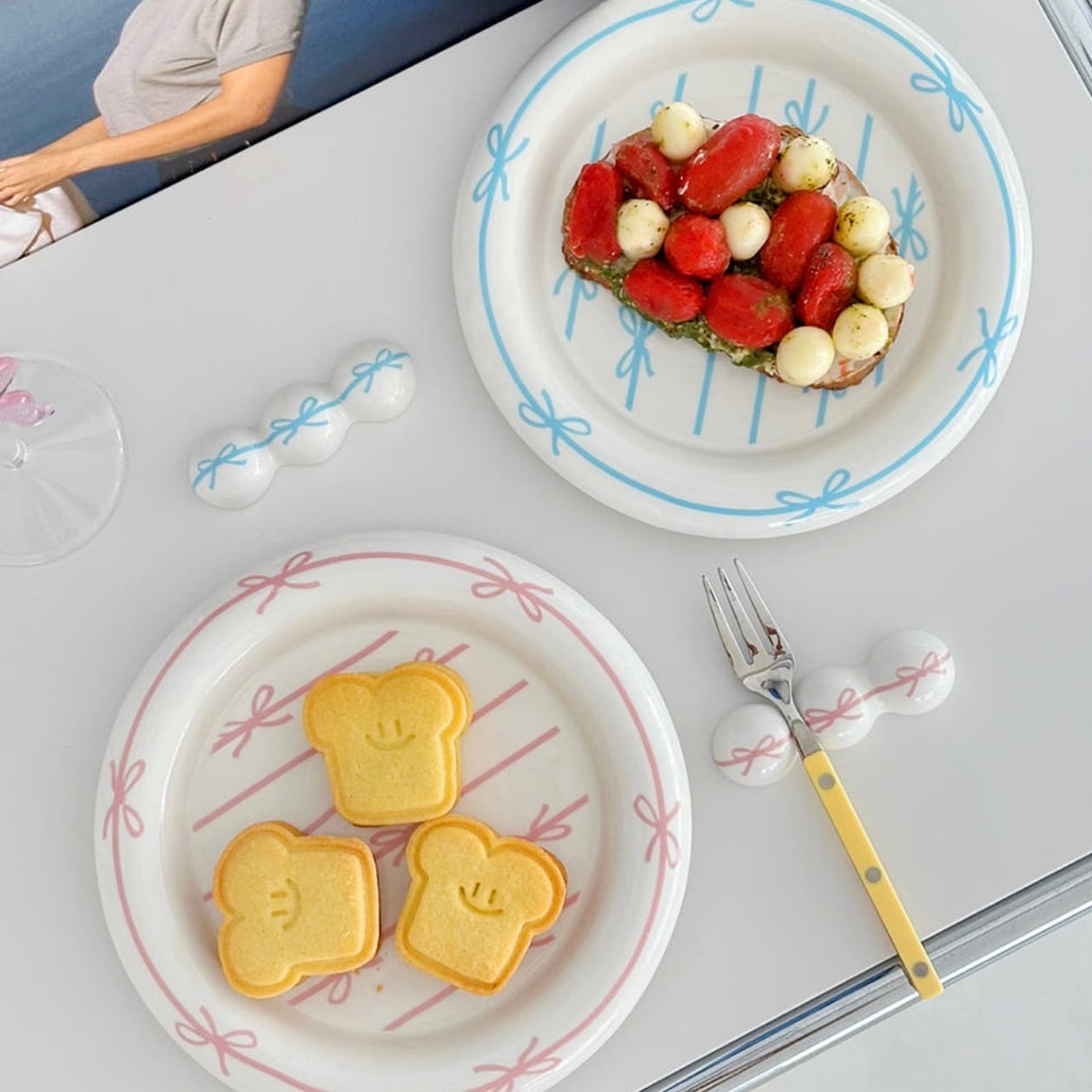 SET】ribbon plate cutlery rest set 2colors / リボン プレート