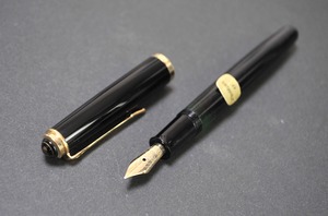 '70s　ペリカン ４００ＮＮ Ｍ＆Ｋ　PELIKAN 400NN M＆K　（極細字）　14C　　　　　01273