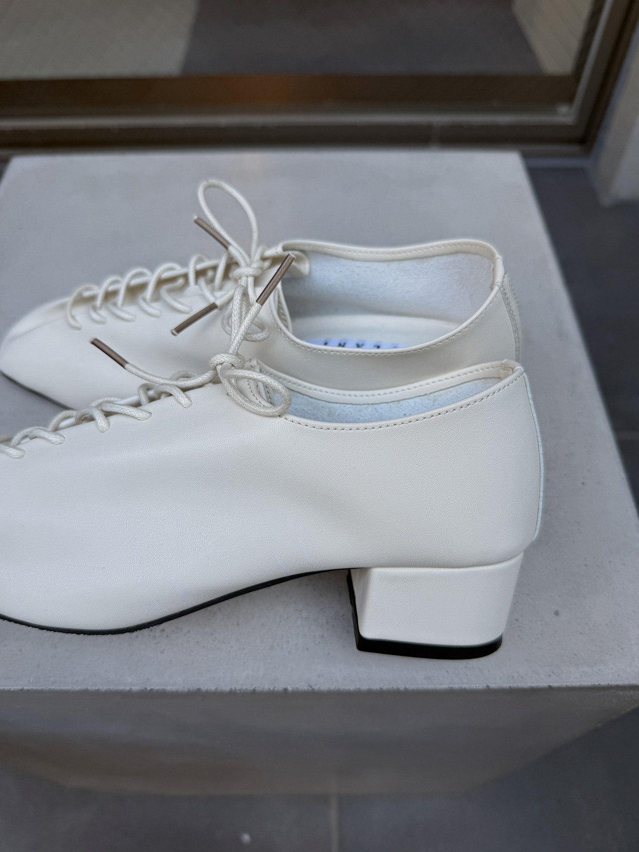 lace up heel softy shoes