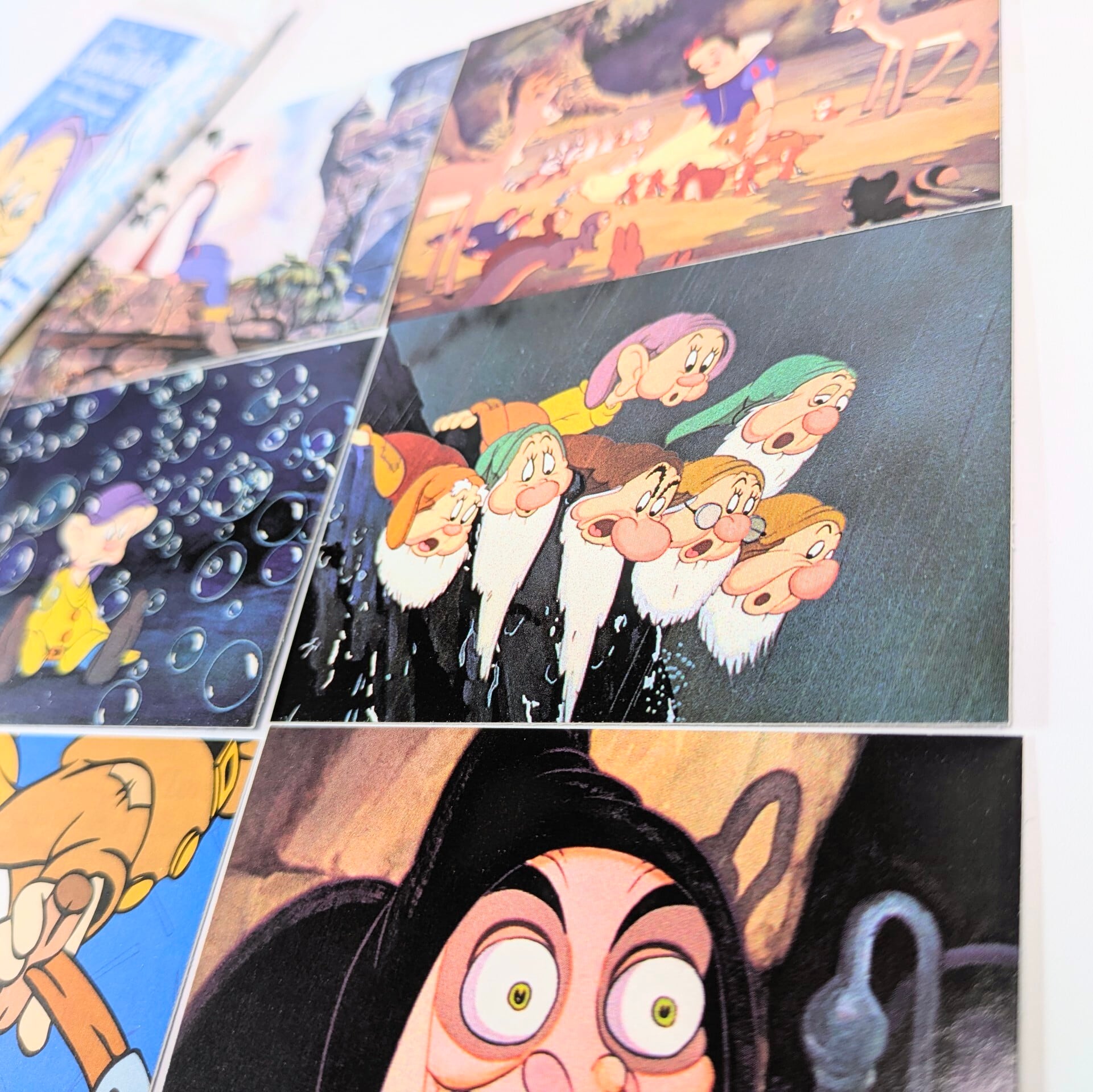 ☆送料無料！☆ 1994-5年製 SKYBOX【 DISNEY Snow White and the Seven Dwarss（ 白雪姫と七人のこびと）】Series2 / トレーディングカード 単品 （1個= 8CARDS入）〚アメリカン雑貨 アメトイ〛