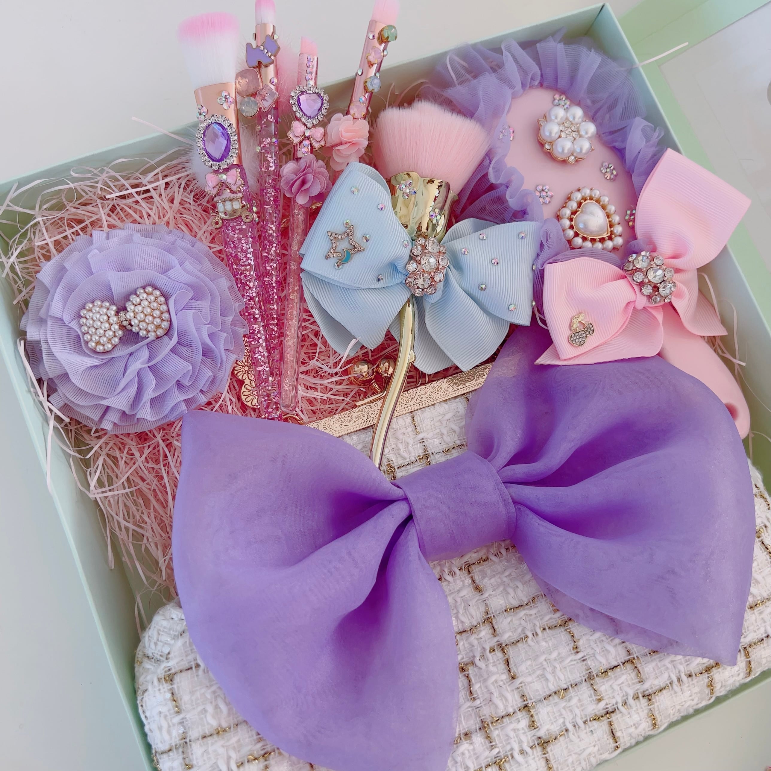 メイクポーチギフトBOX | SEIKO TSUCHIMOTO for Famille