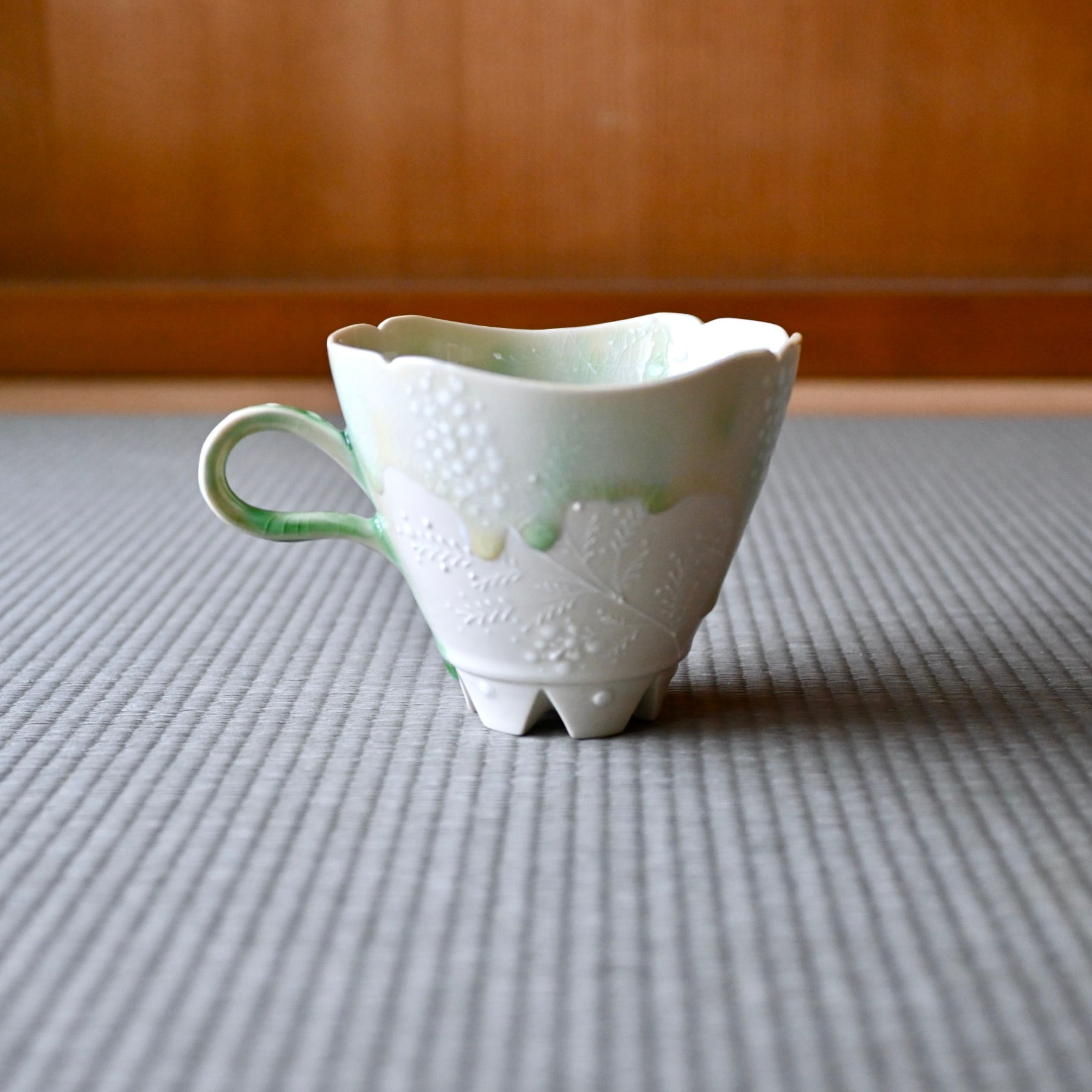 21.水辺のミモザMUG（A) | 陶工房 みかガマ ＊ のぐちみか