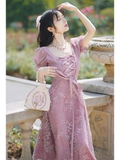 【0033】Ribbon Lace-up Square Puff Short Sleeve Dress