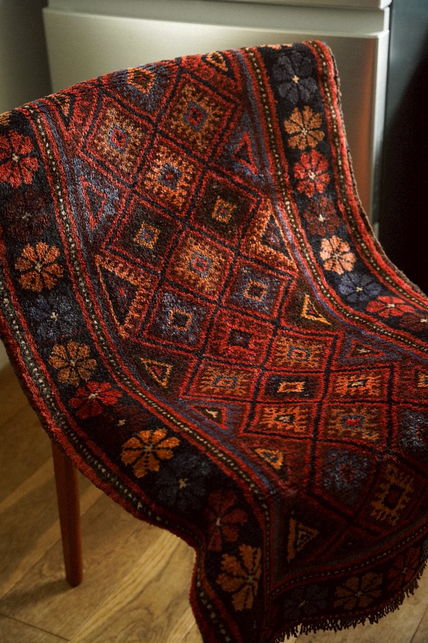 2293-Vintage Baluch rug