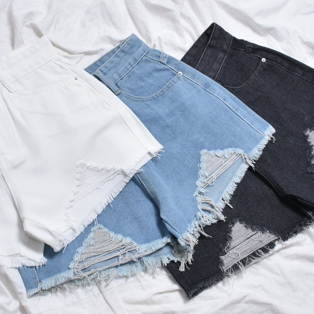 d.i.a. ダメージショートデニム　25サイズ d.i.a. ダメージショートデニム 25サイズ d.i.a.y2k平成ギャルスタッズ