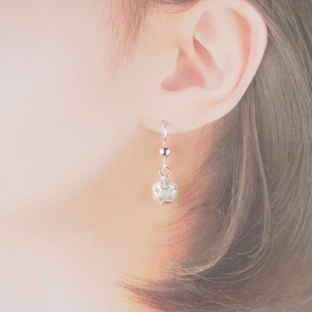 レースボール ピアス / 銀線細工