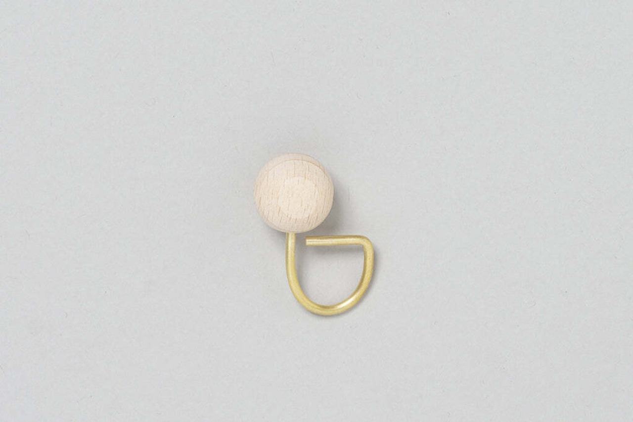 _Fot - ball ring M (wood) :wood|ウッドボールリング/木製球体20mm/真鍮リング/立体的なデザイン/日本製