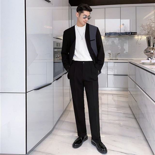 【予約販売】メンズ セットアップ スーツ ノーカラー バイカラー ツートン シック スリム Vネック きれいめ 男前 グレー ブラック フォーマル ジャケット パンツ セット パーティ 二次会 同窓会 結婚式 韓国 トレンド 大きいサイズ S/M/L/XL/2XL