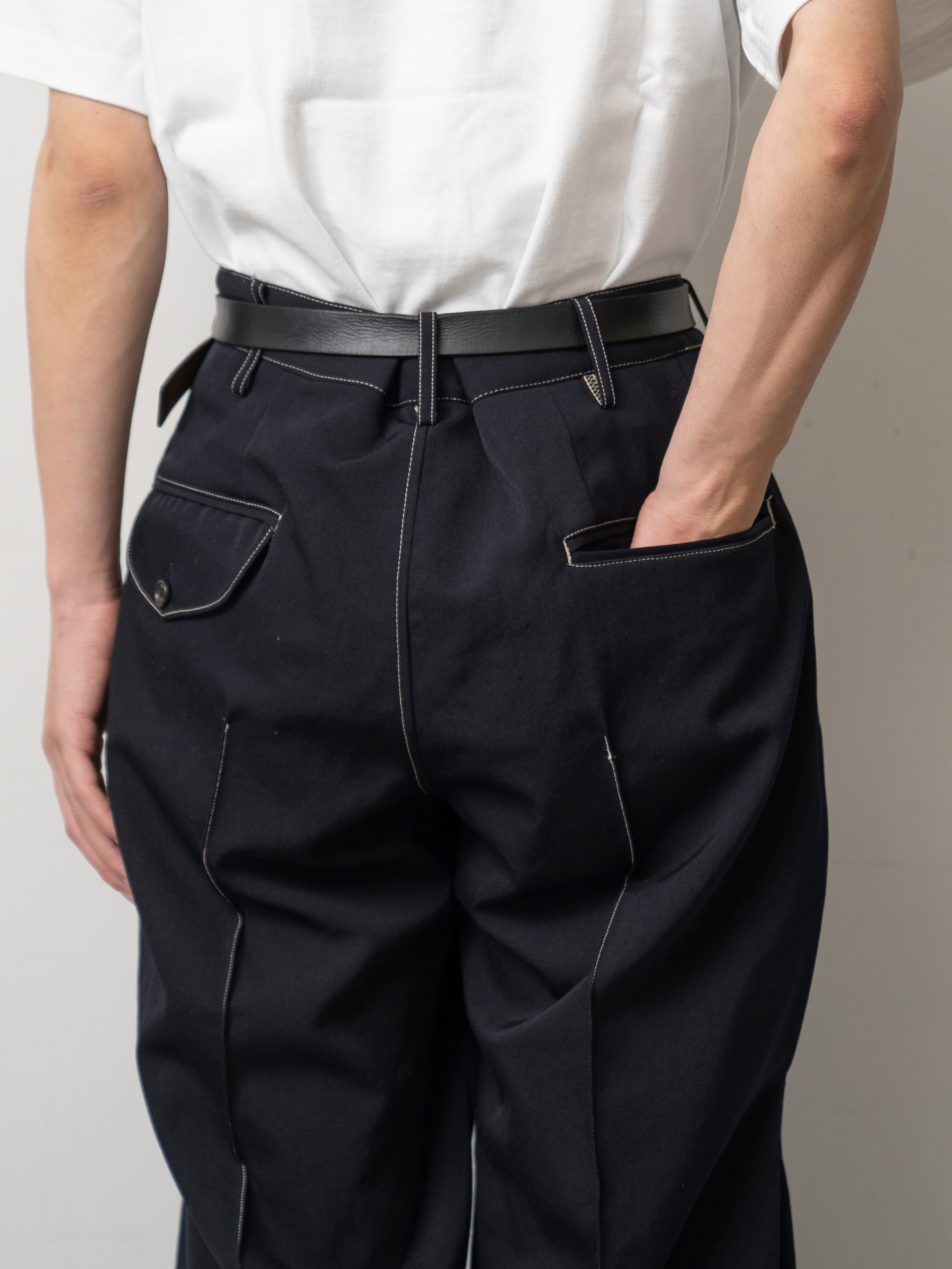 KHOKI Pleat-detail pants Navy 24fw-p-06 | BEST PACKING STORE