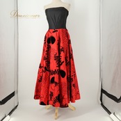 フラダンス 衣装 ALOHA STANDARDS アロハスタンダード ワンピース ドレス レッド系 プルメリア柄 モンステラ柄 花柄 植物柄 ハワイアンプリント ハワイアン アロハ フラ ダンス レッスン 練習 ハワイアンダンス 赤 黒 ブラック系 フレアスカート 華やか 鮮やか かわいい おしゃれ