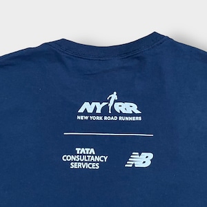 【GILDAN】マラソン イベント rising new york road runners プリント バックロゴ 企業ロゴ NB ニューバランス Tシャツ XL ビッグサイズ 半袖 US古着