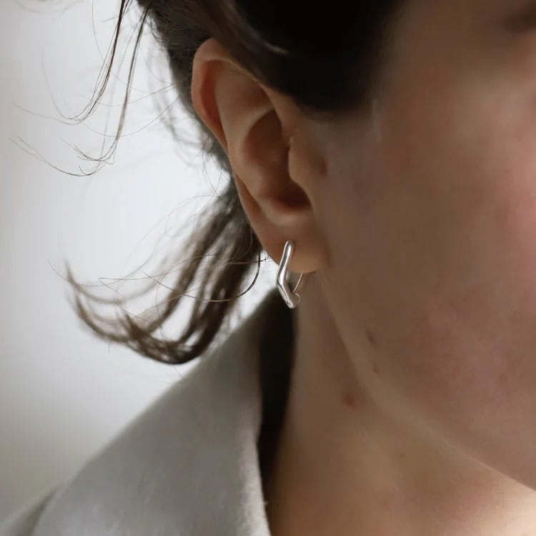 TEN. テン　3連リングピアス TEN. テン 3連リングピアス