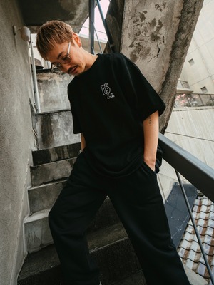 Logo Tee