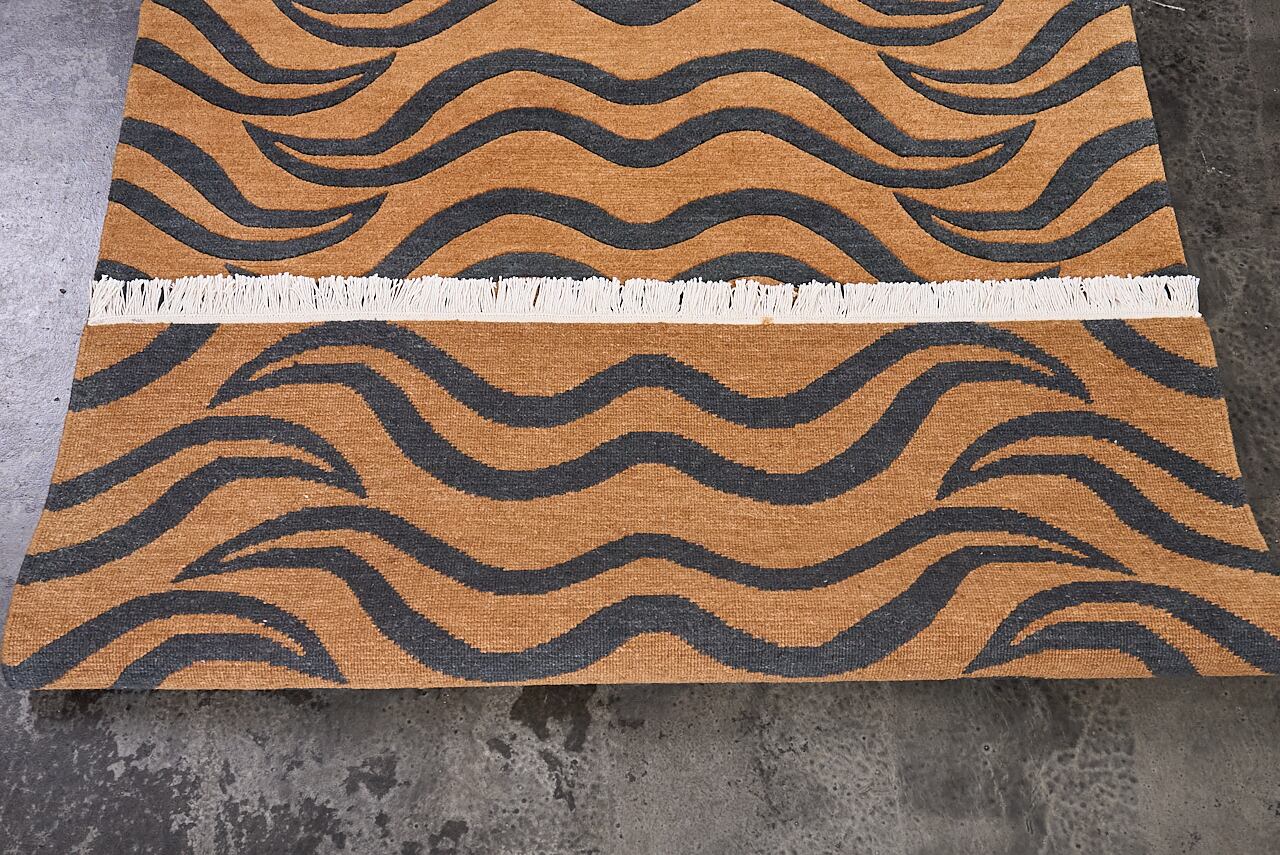 Tibetan Tiger Rug 《Lサイズ•アンティークテクスチャ•チベットウール