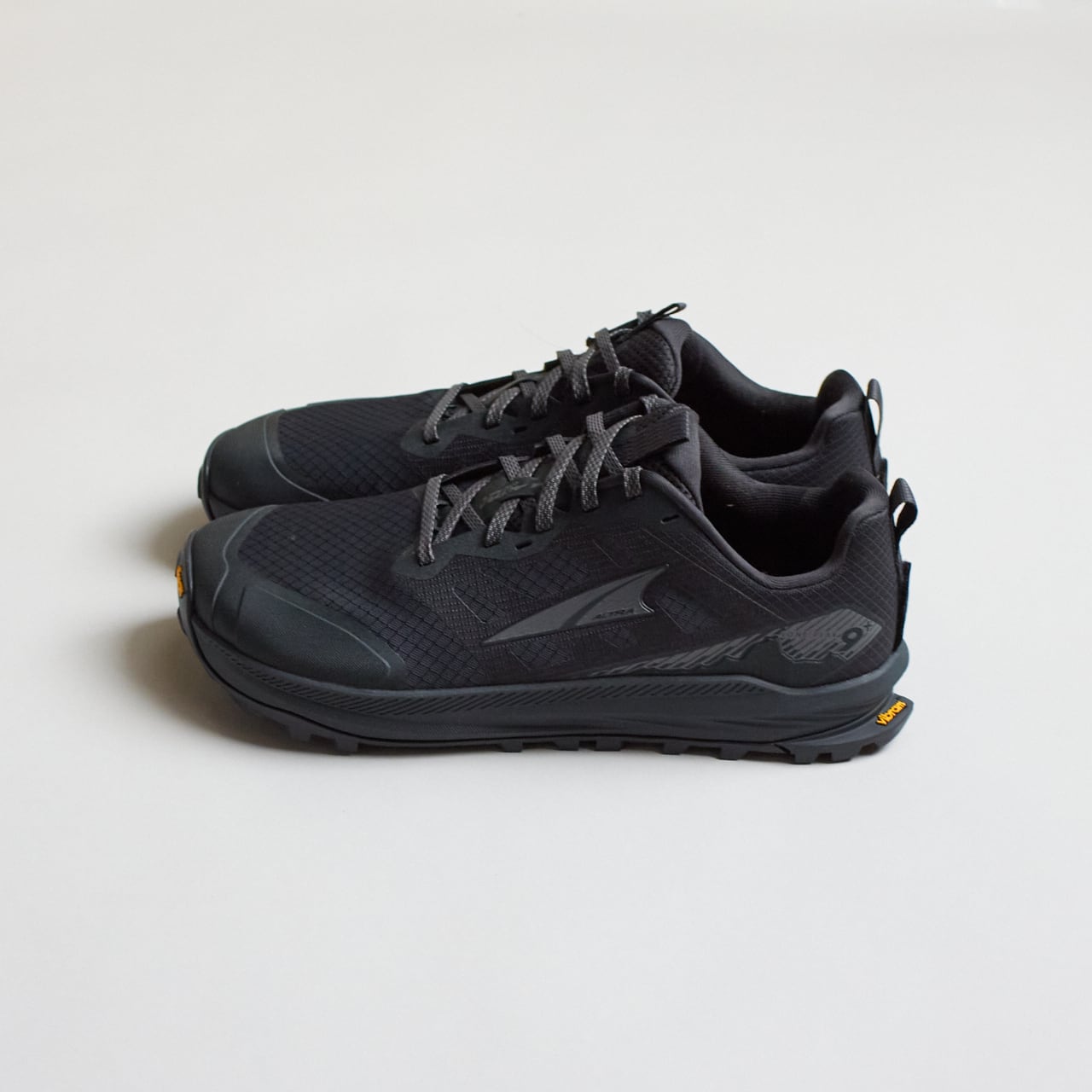 ALTRA（アルトラ）M LONE PEAK 9+ WIDE（ローンピーク 9+ ワイド