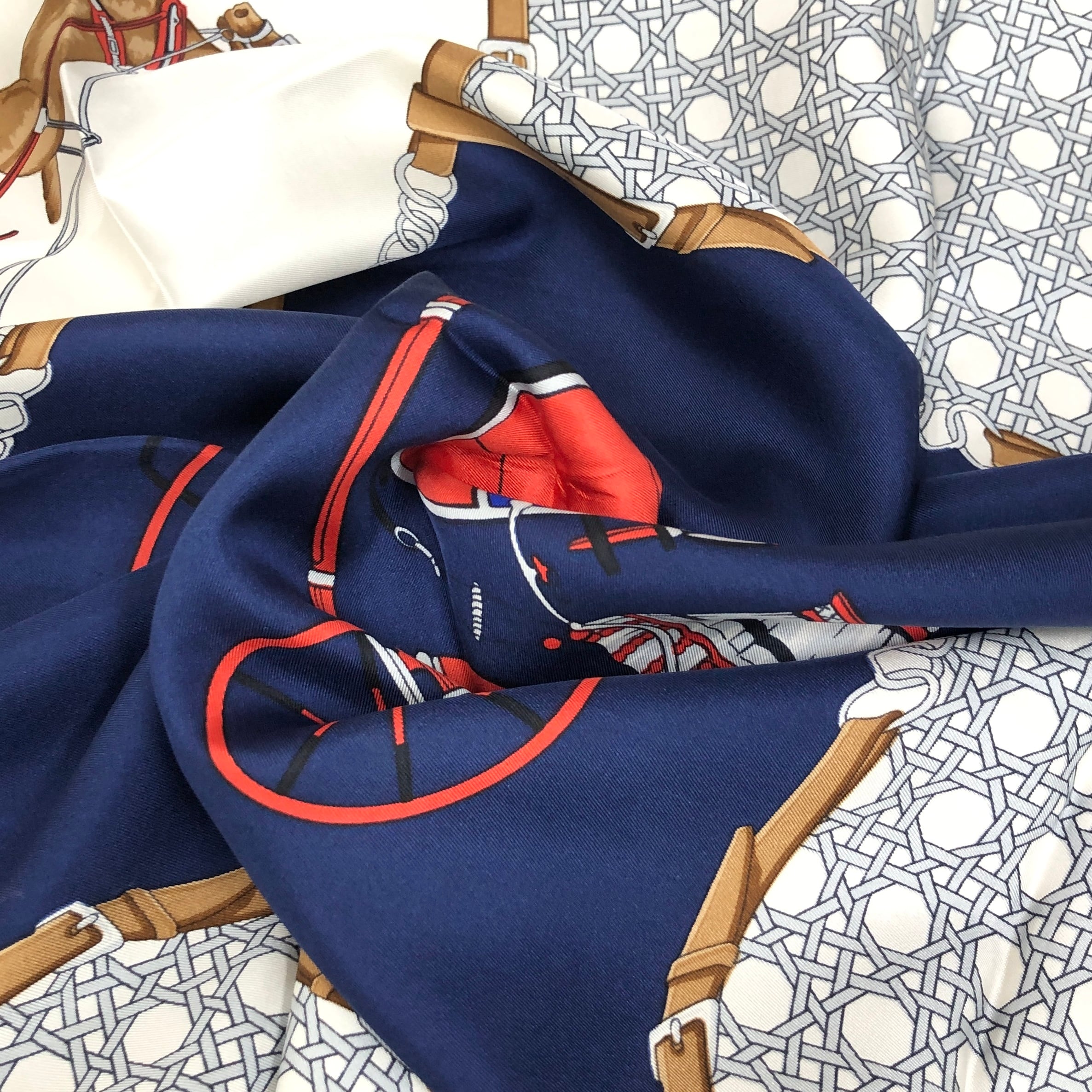 【未使用】CELINE　セリーヌ　馬車柄　ヴィンテージ　スカーフ CELINE セリーヌ スカーフ ブルー ホワイト 馬車 vintage