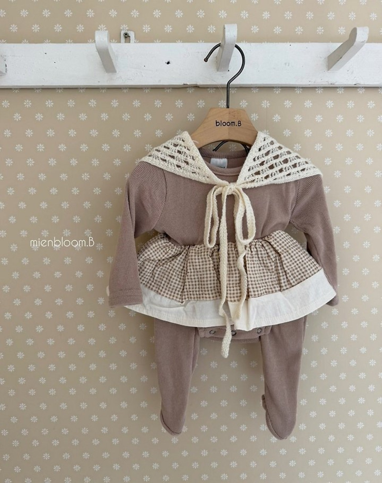 韓国子供服 / 26Autumn / ?取寄?MienbloomB / クロシェカチーフ / ベビー服 / キッズ服 *BabyFree*