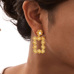 T6P4219 - Baroque Bloom