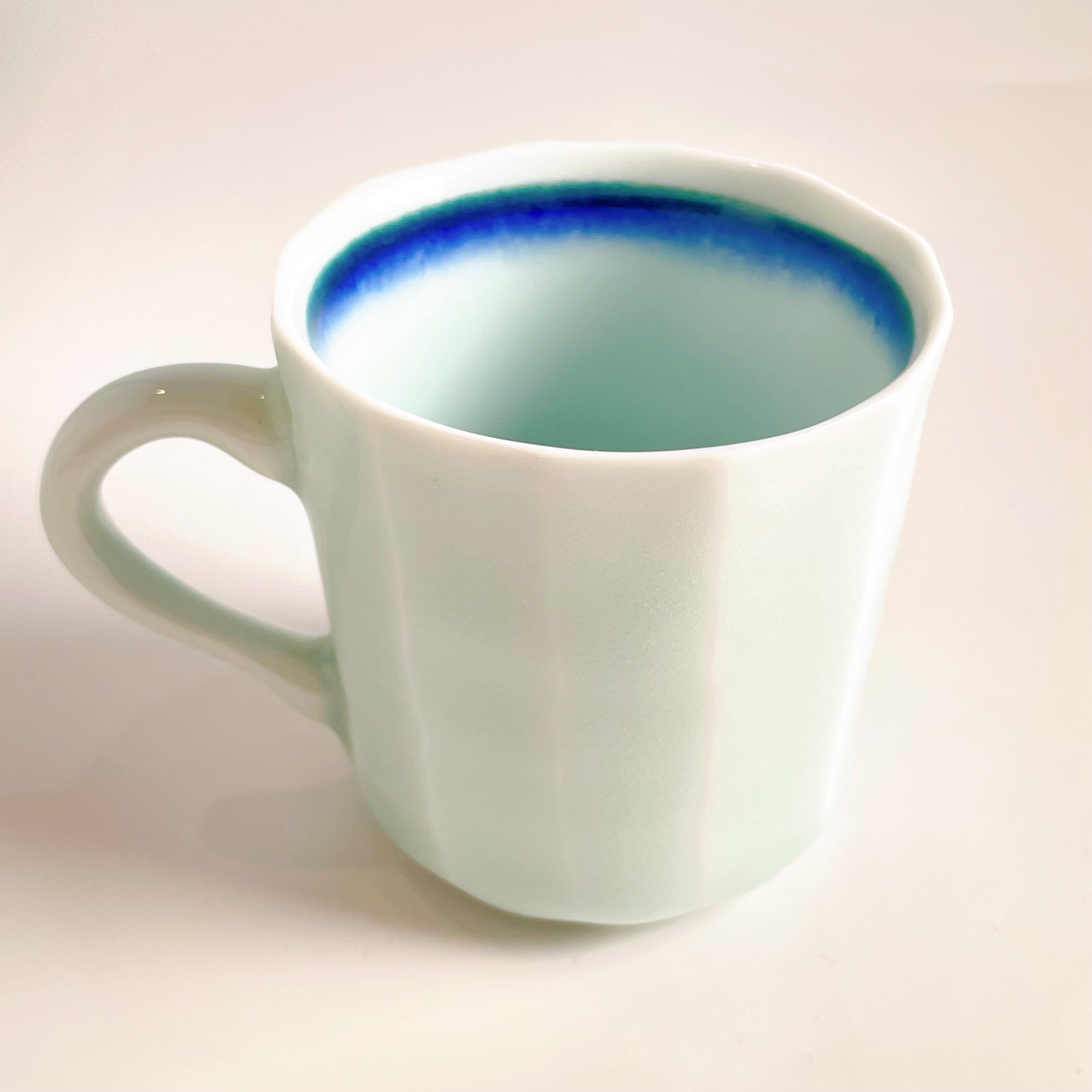 波佐見焼：青白磁 面取青線コーヒーカップ | 波佐見焼 福春online