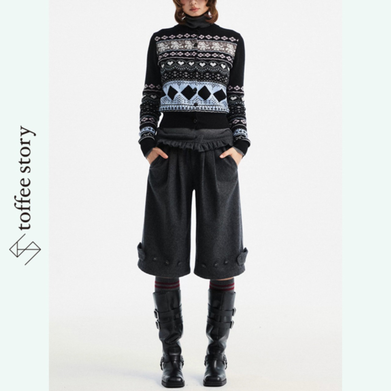 レースの囁きが滲むハーフパンツ《B0074》