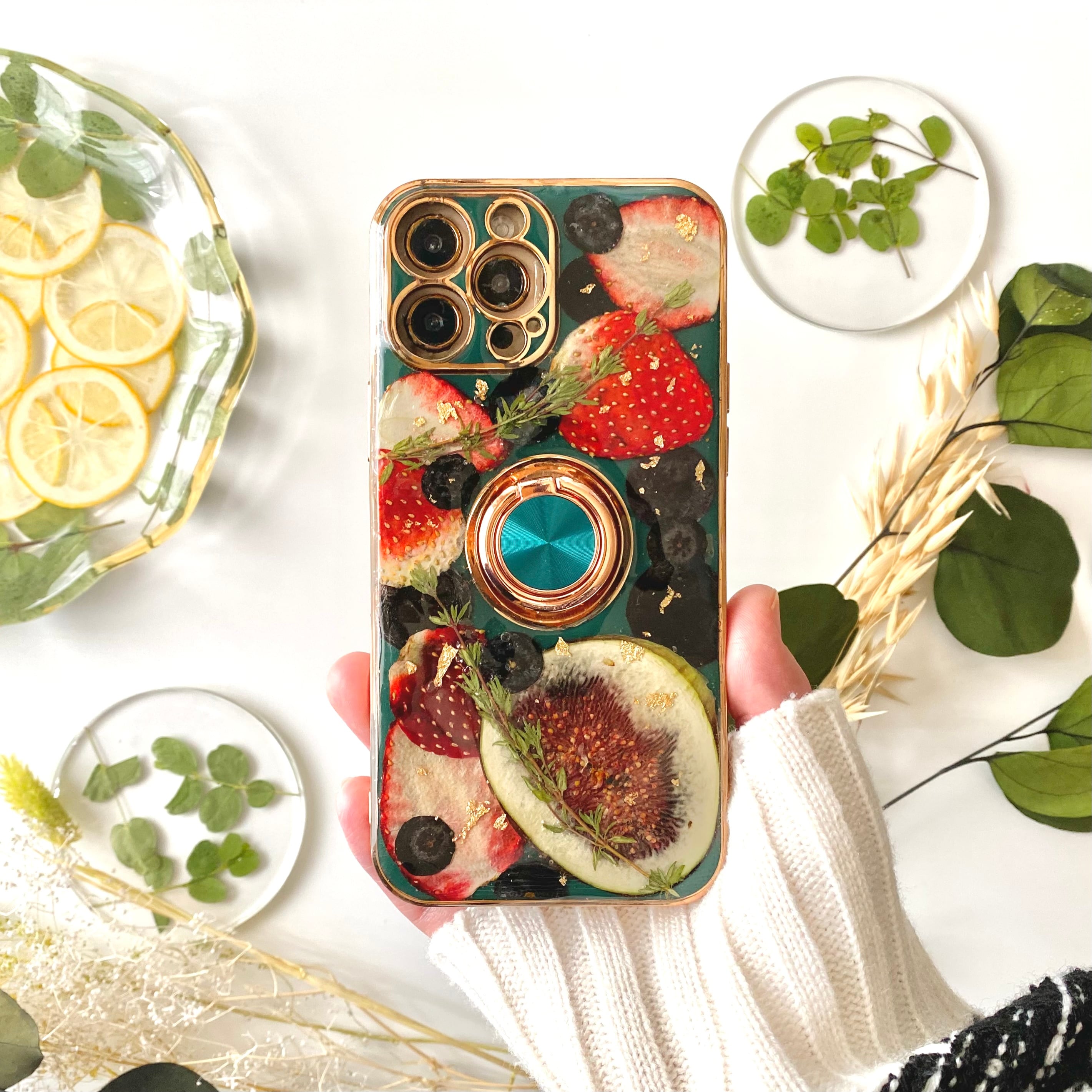 リング付き ボルドークリスマス 押しフルーツiphoneケース Astin Muhler 押しフルーツスマホケースで通話姿も美しく