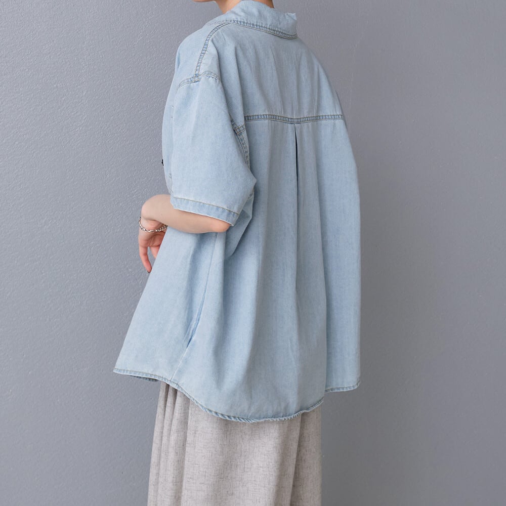 wash denim shirt