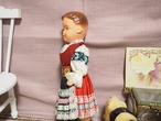 大き目サイズ　民族衣装のお人形　プリーツエプロン 画像11