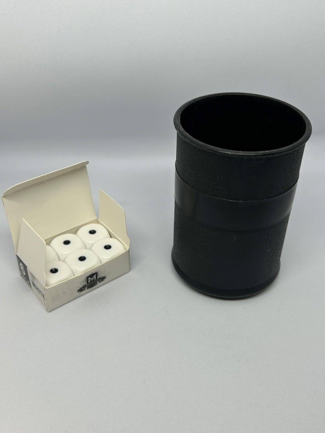 ダイススタッキング サイコロ/白 ダイス×6個 + ダイスカップ (Murphy製