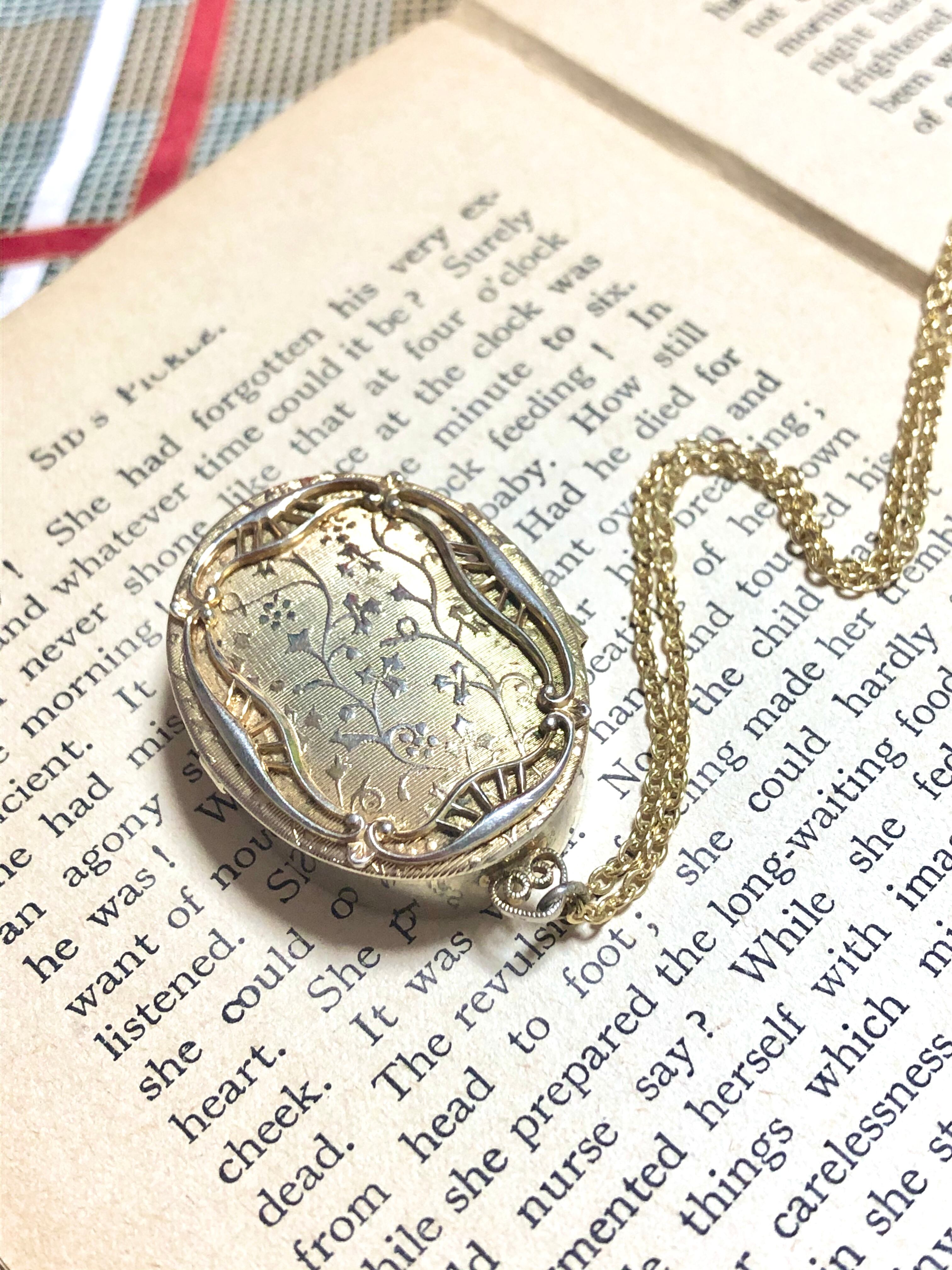 Run Rabbit Run Vintage 】 Rocket pendant | ACCIDENT online-shop Run Rabbit Run Vintage 】 Rocket pendant | ACCIDENT online-shop