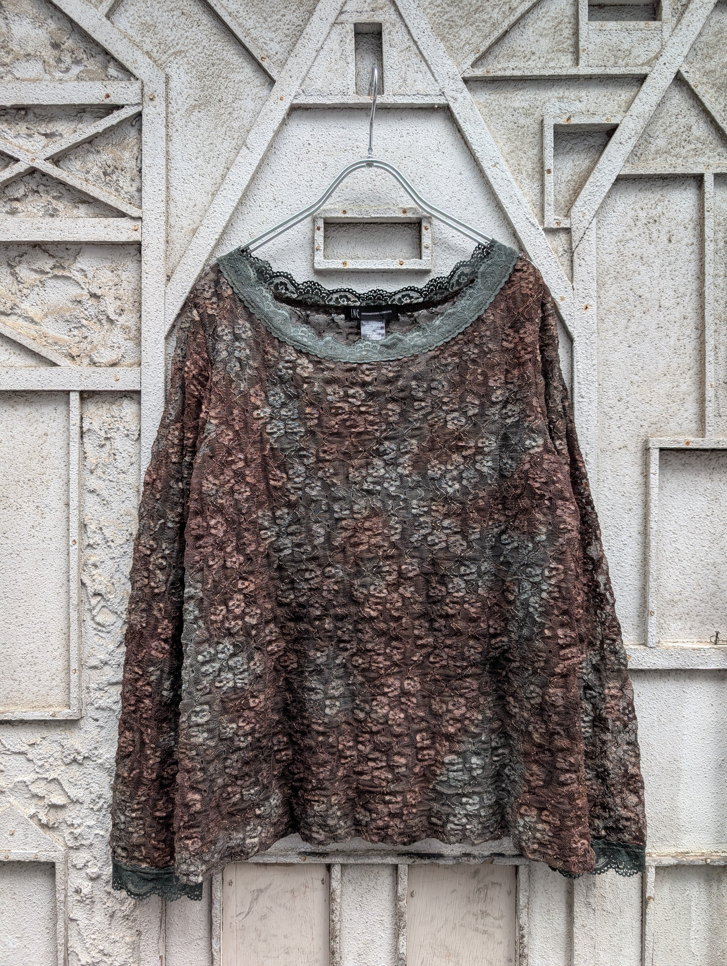 "INC" lace L/S