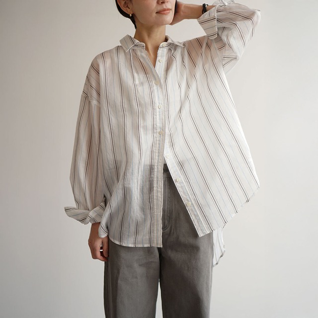 シアーストライプシャツ
