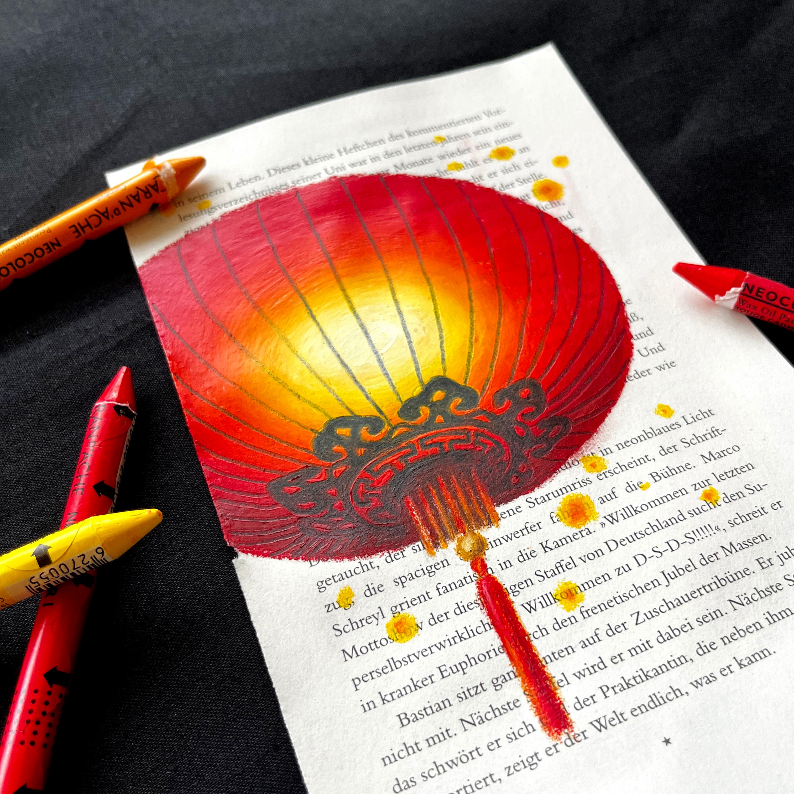 英字新聞チョークアート作品「ランタン」 | アトリエ イロイロ