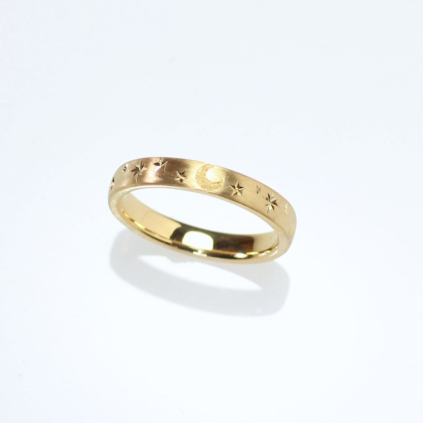 K18YG 手彫りリング(月・星) | Atelier Ozaki