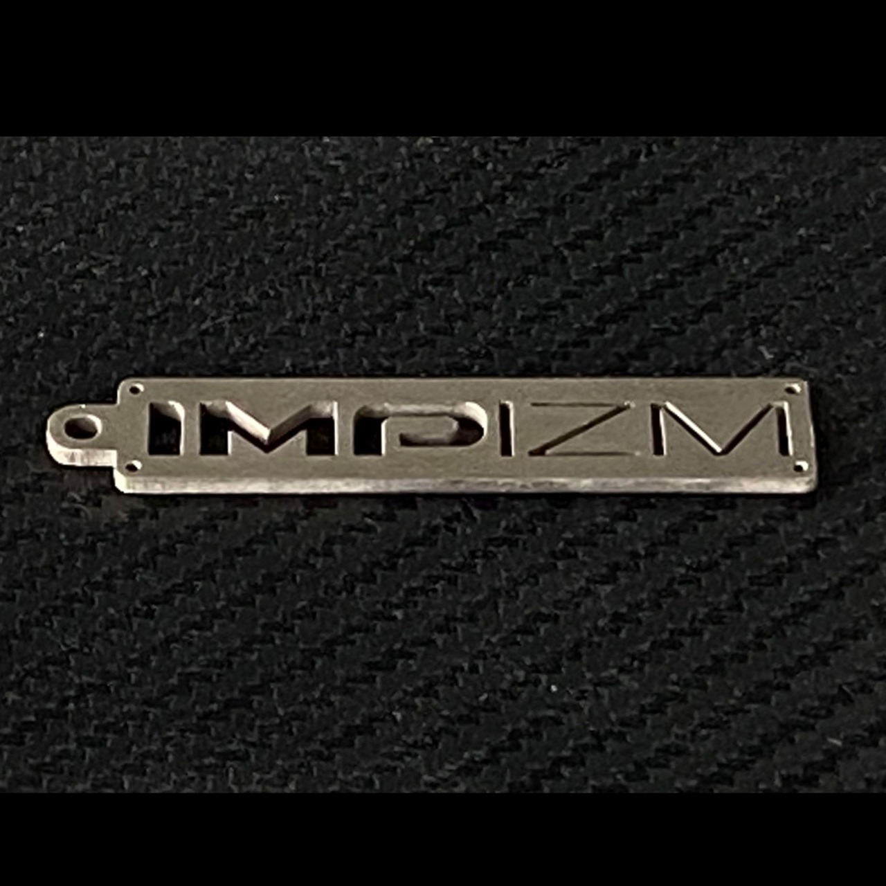 キープレート『IMPIZM』／チタンプレート