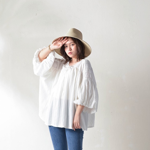 embroidery fabric wide sleeve blouse 10106