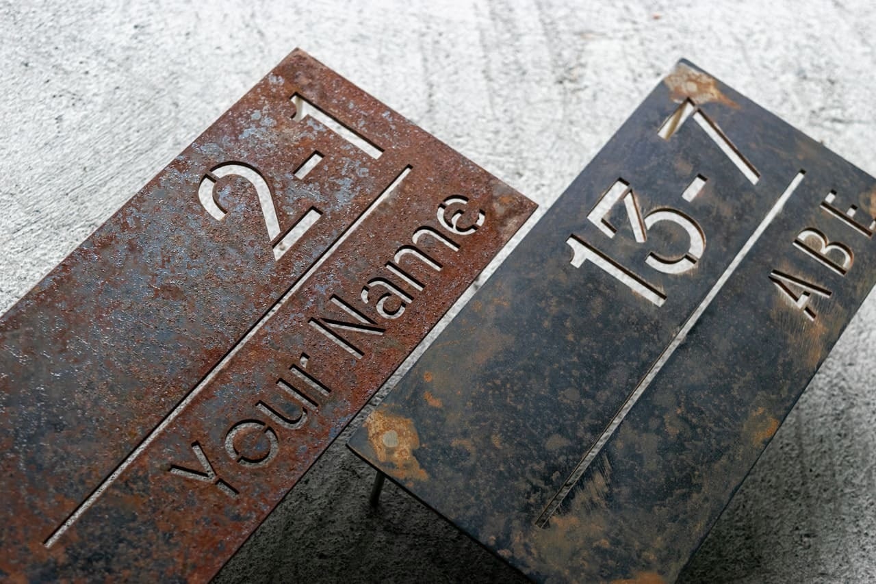 サビ鉄板表札【錆彩】アイアンプレート｜さび｜インダストリアル｜個性