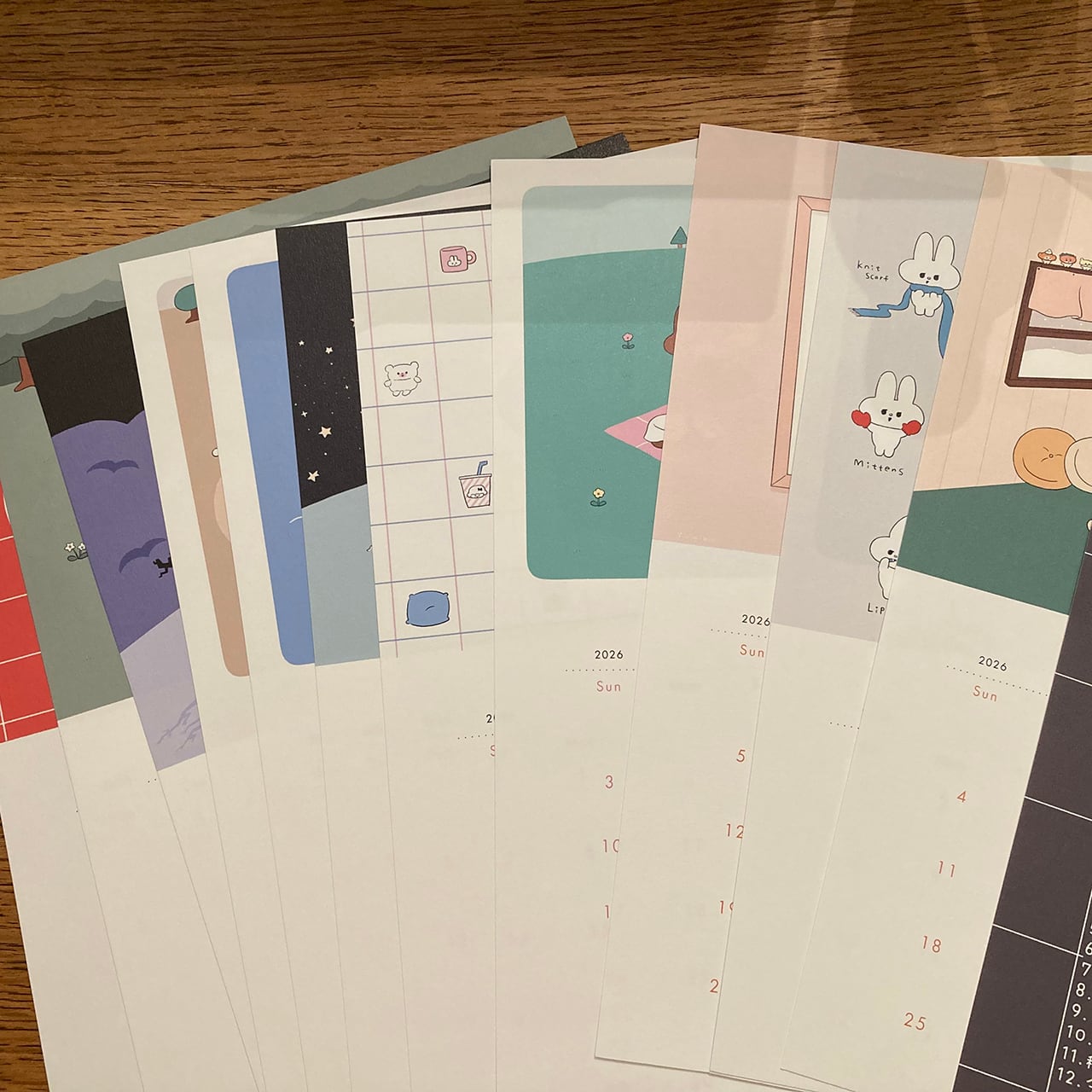 2026カレンダー(壁掛け) るーしーとくまとときどきむくみちゃん ーと、みんなー