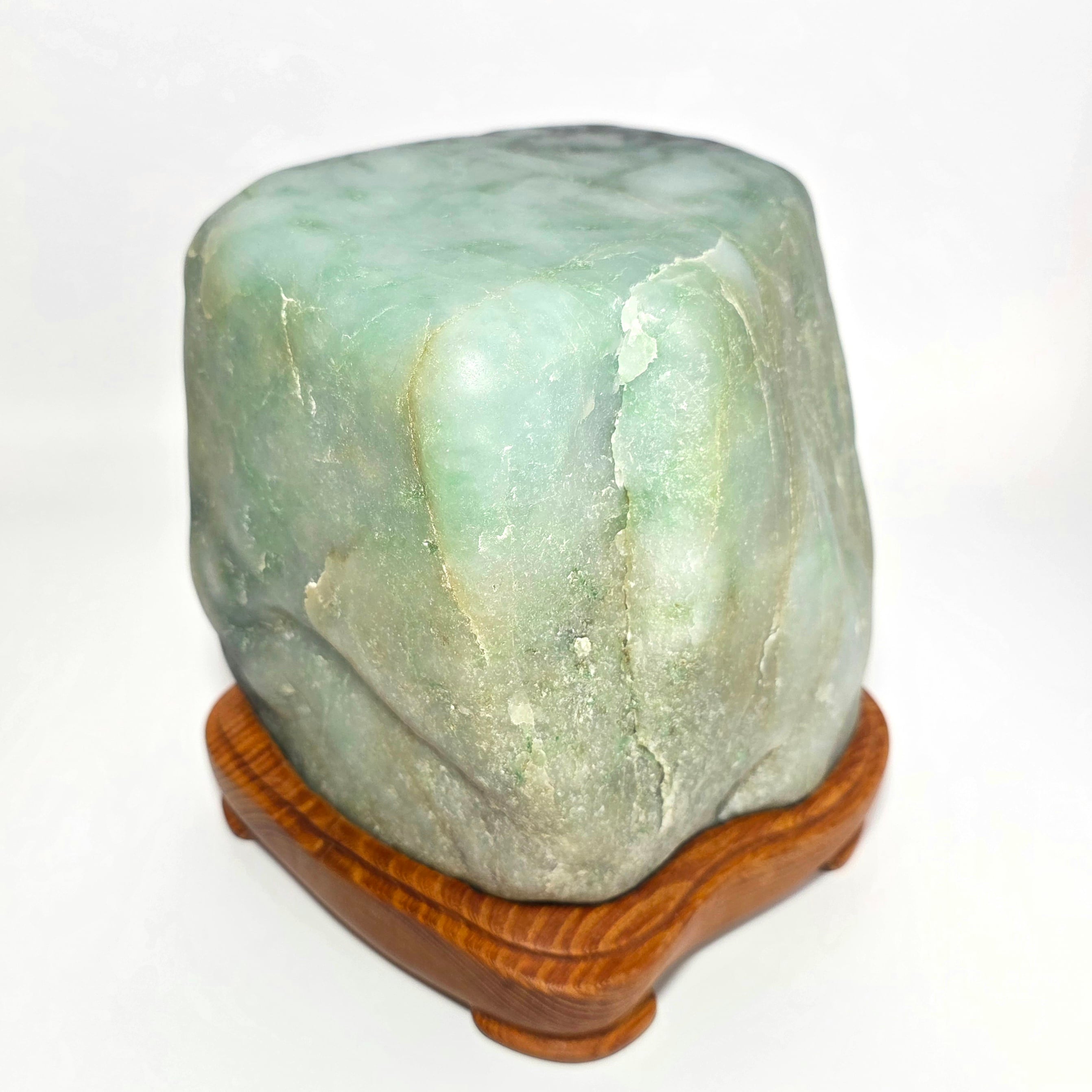 小滝土倉：糸魚川翡翠プレミアム: 磨き石:台付き BGM0115 | 糸魚川翡翠