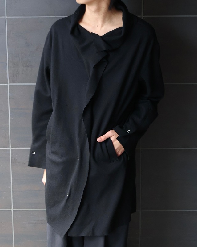 【y's】Detailed design snap mid-length long sleeves