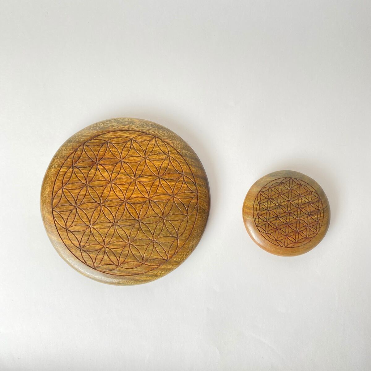 グリーンパロサントフラワー・オブ・ライフプレート（神聖幾何学）10