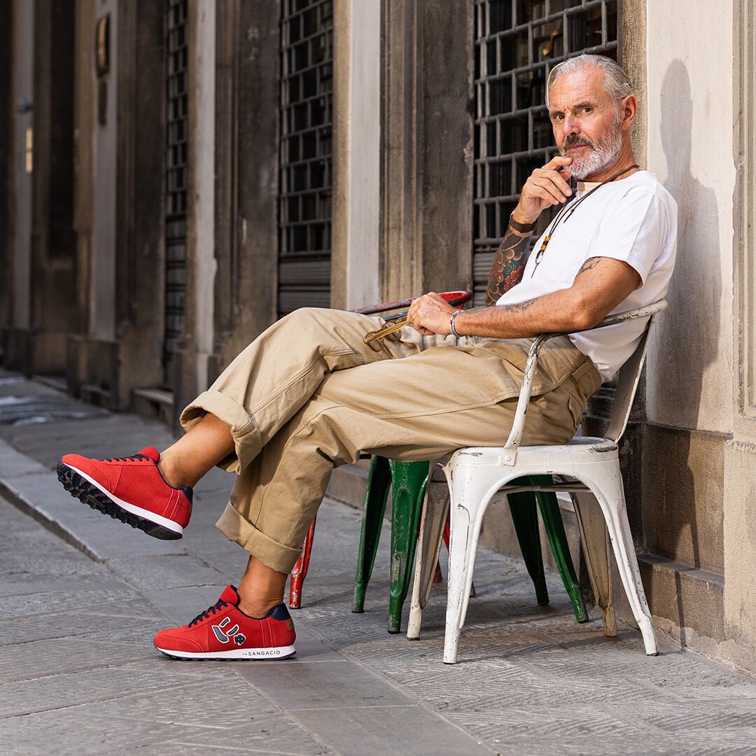 にゅ〜ず カーマイン 限定品 28.0cm