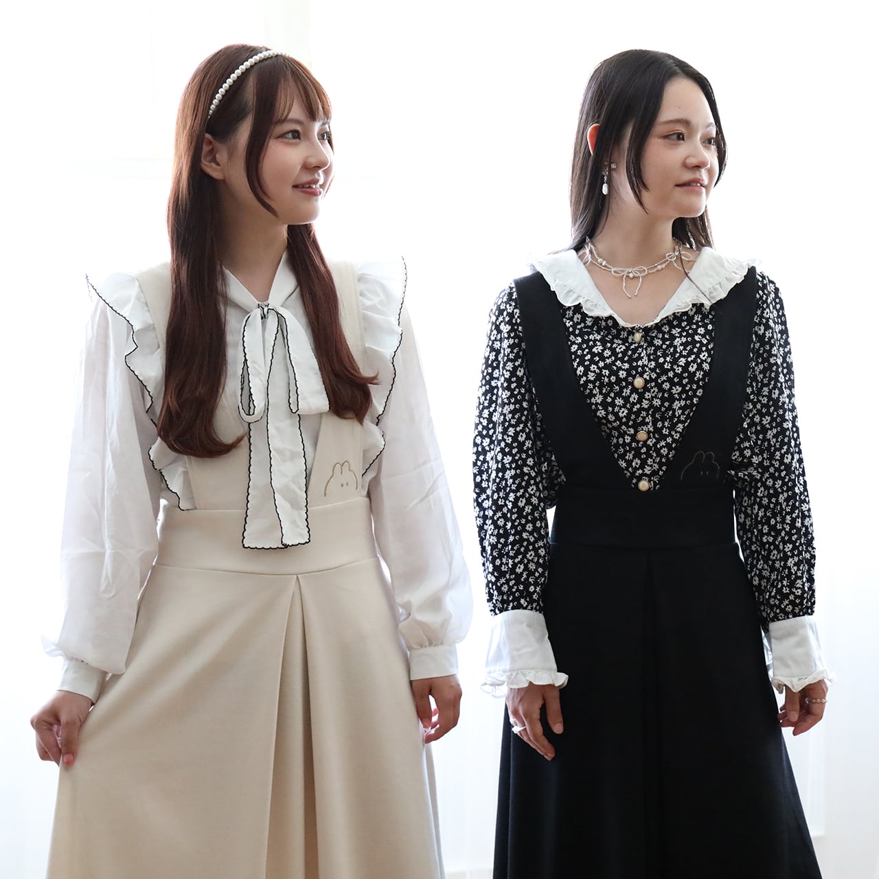 ウサひょっこりジャンパースカート / ブラック（MK‐384） | もくもく