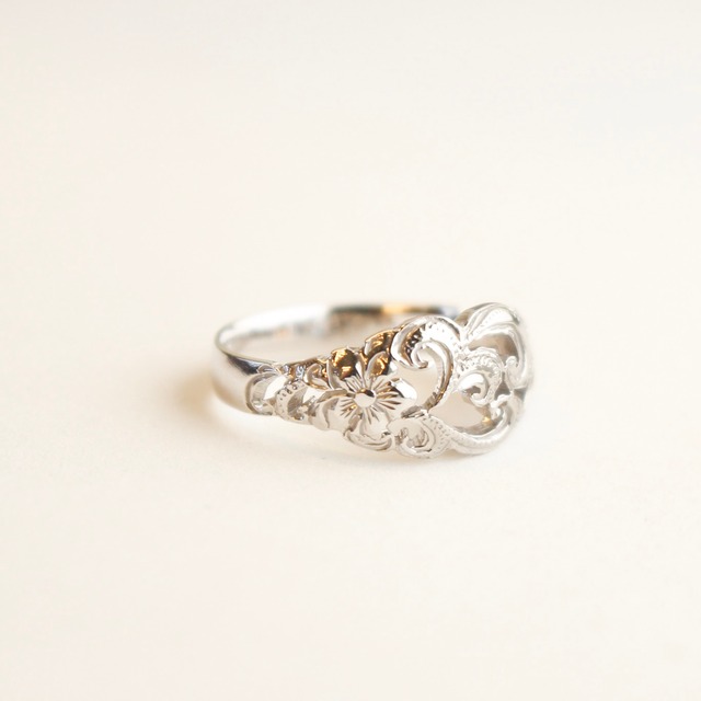 OVAL FILIGREE RING