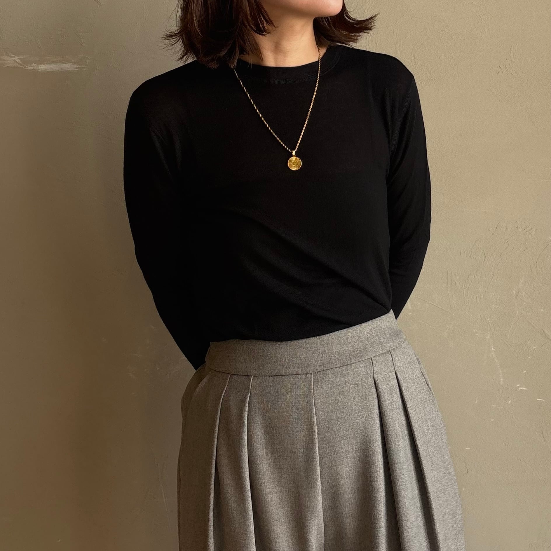 【 hwyl 】シルク混シアートップス