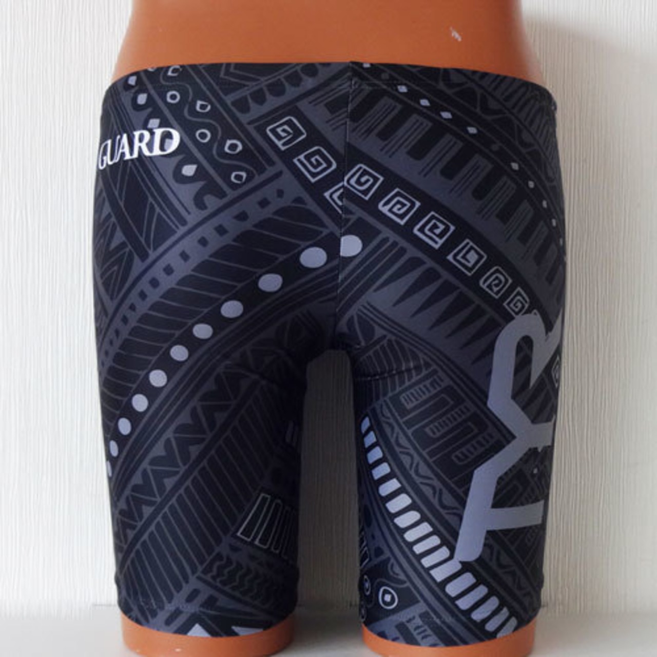 男性水着GUARD（ガード）×TYR(ティア）スペース【メンズジャマー ハーフパンツ】GUD-JSPC18