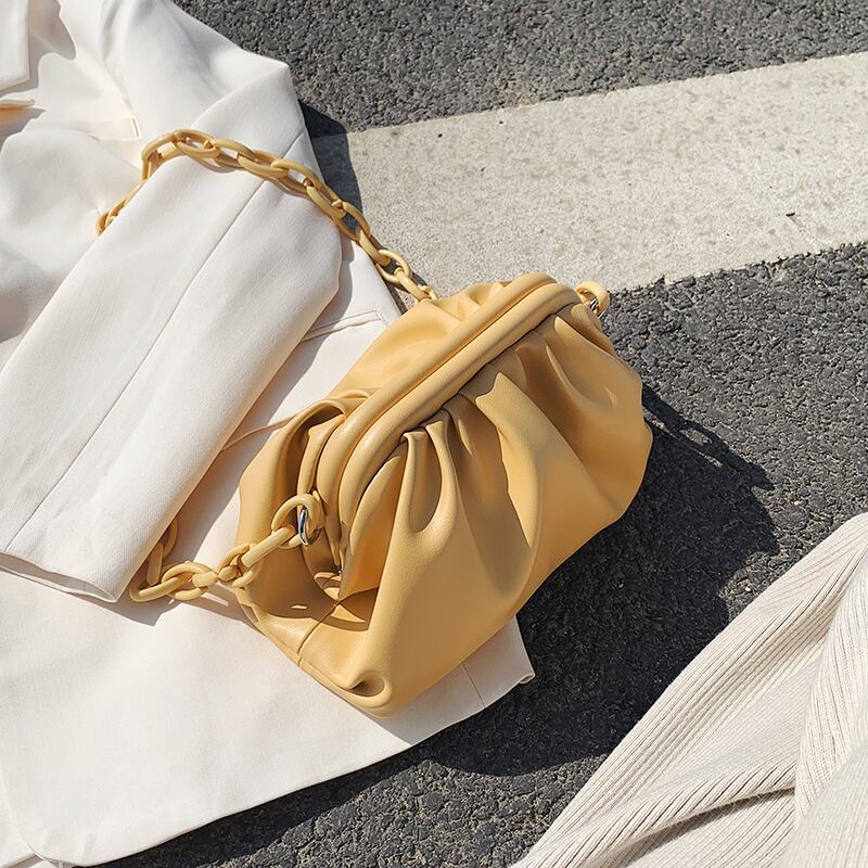 品質のバッグ女性バッグ2020ワイルドチェーンメッセンジャーバッグネット新しいファッションバージョン2020の新しい波バージョン Tiancai_Wing_Bag4143568