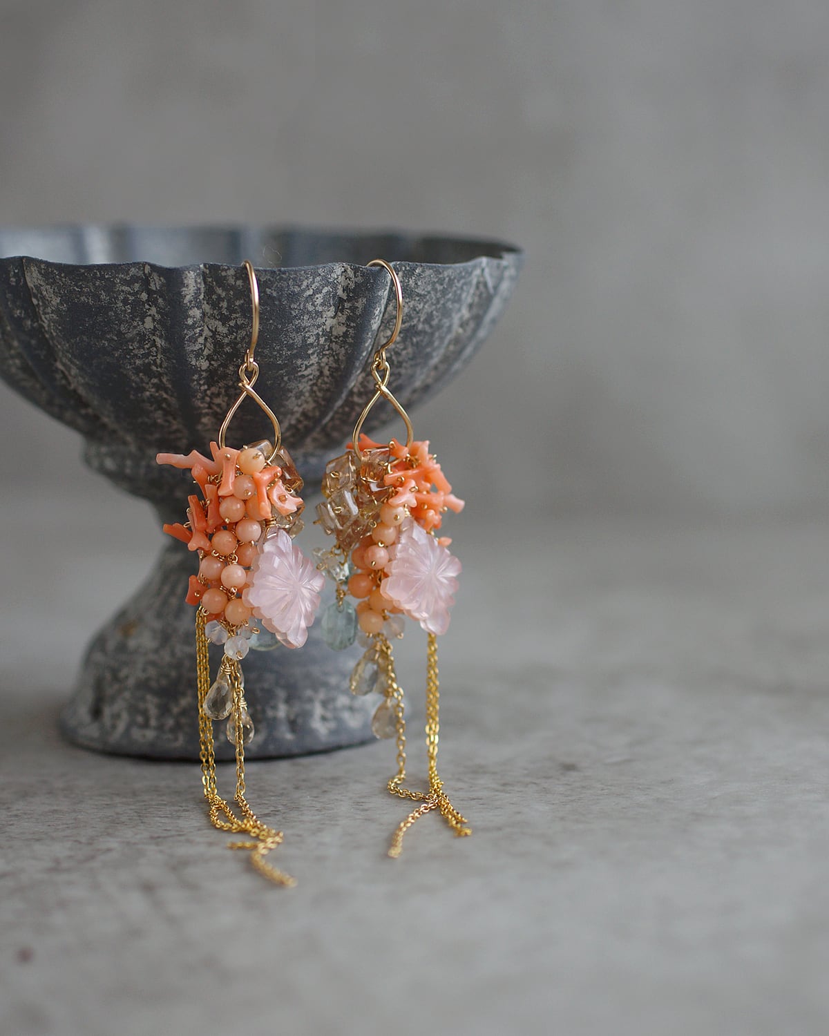 ローズクォーツシェルと枝珊瑚のピアス | Ruan aree │ 心に潤いを