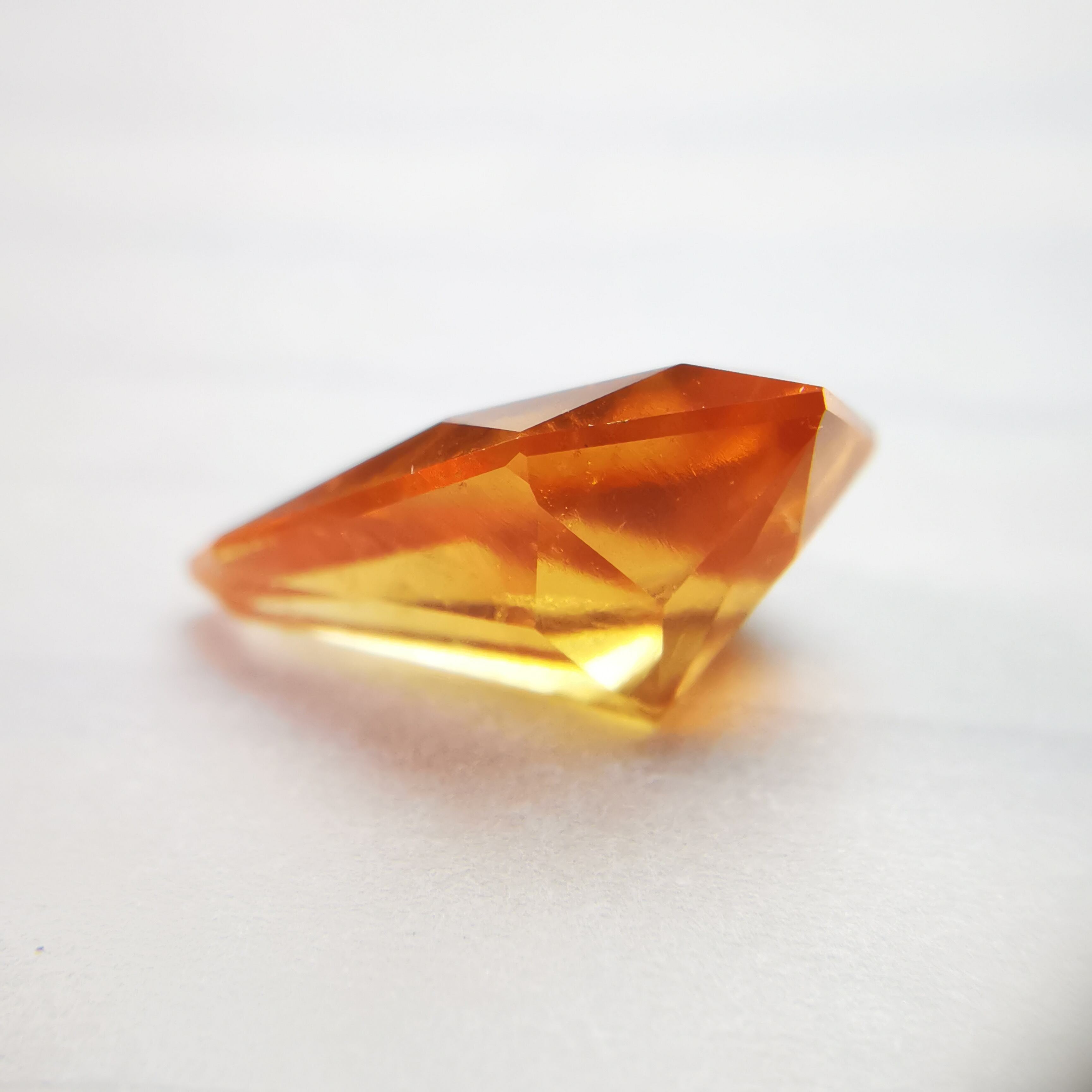 スペサルティンガーネット 2.008ct / E-3421A | Tam＆Tam Gem
