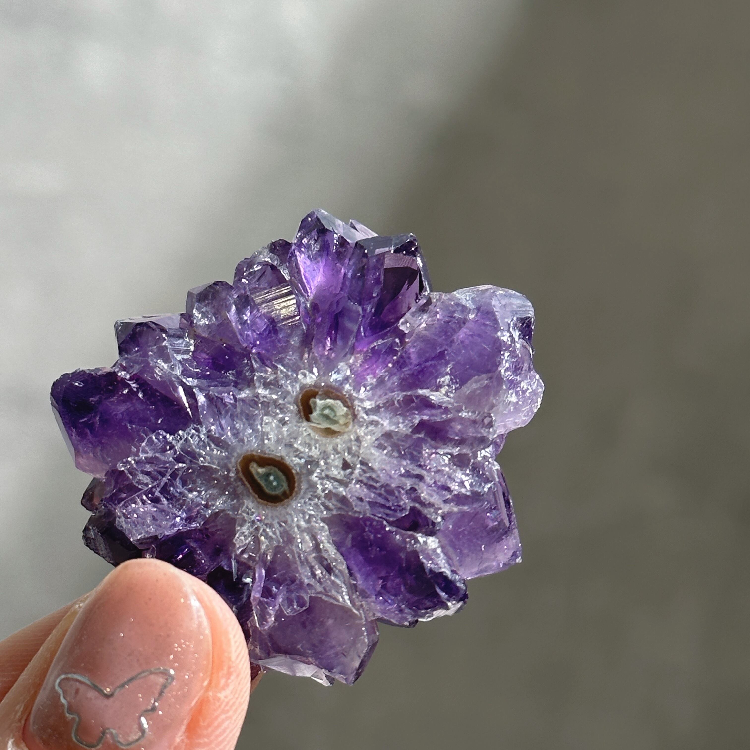 天然石 フラワーアメジスト スライス 原石 2つのお花 台座付き⭐️3006